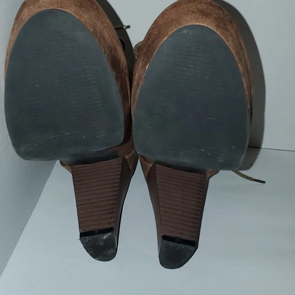 Hot Tomato Chunky Heel Lace Up Ankle Booties Size 9W - Picture 9 of 14